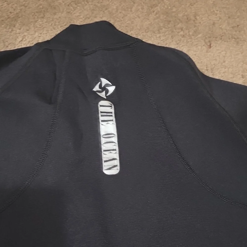 Dive & Sail Women's Black Swim Jacket
